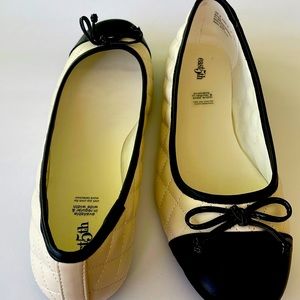 Ivory/Black flats